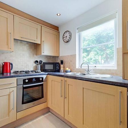 Ar1 - 1 Bed Apartment In Heart Of Fulham Broadway 런던 외부 사진